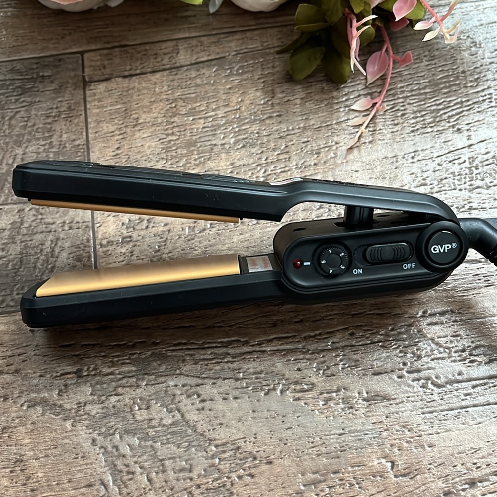 GVP Hair iron
Travel